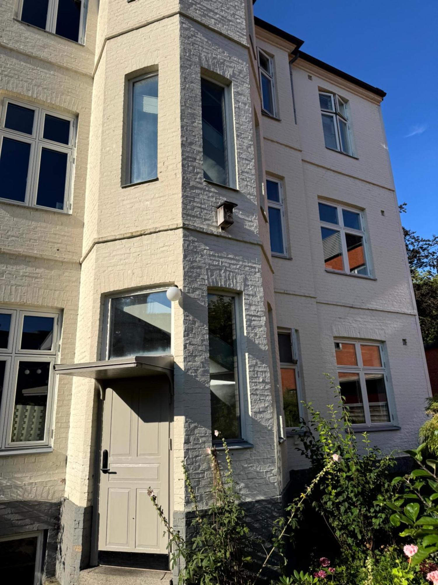 The Embassy Apartment Lund Exterior photo